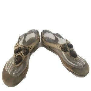 FRYE sandals "Laurel" Thong-Strap Flats women's s